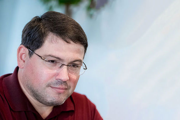 Отечественные производители меньше других теряют объемы продаж